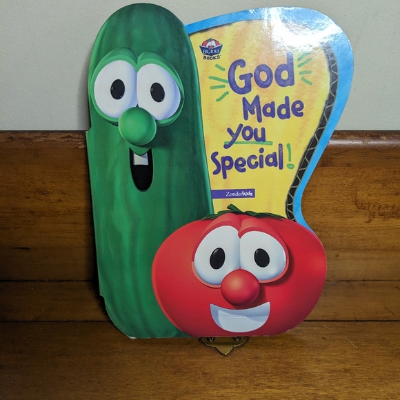 Veggie Tales: God Made You Special - Picture 1 of 7